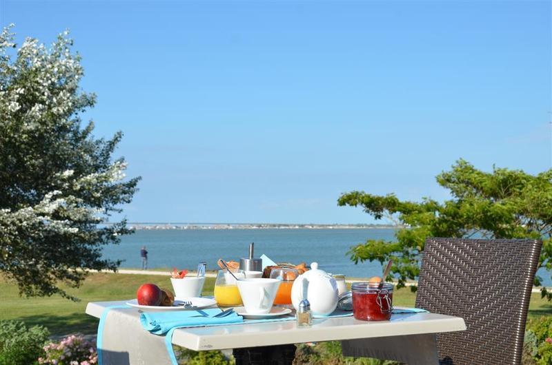 Et Les Cleunes Oleron Hotel