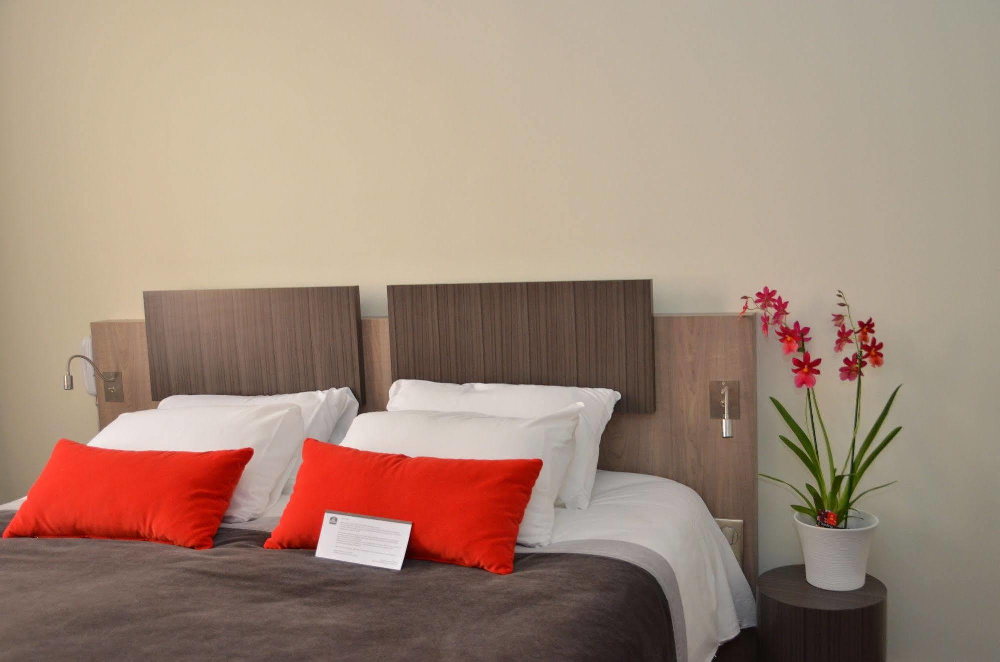 Et Les Cleunes Oleron Hotel 3*